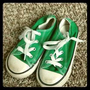 Converse size 8 toddler